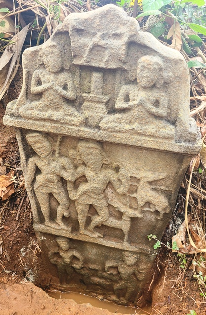 Udupi: Unique Hero Stone Depicting Deer Hunt Found