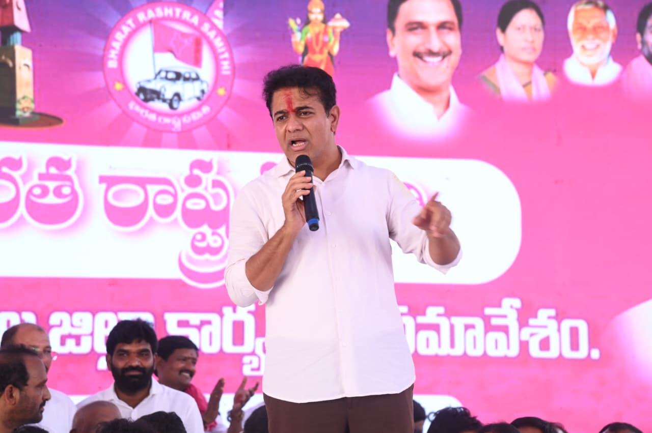 KTR Warns of Students Stir Over Fee Scheme