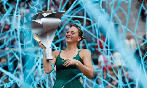 Kostyuk of Ukraine Beats Russias Andreeva to Win Madrid Open Title