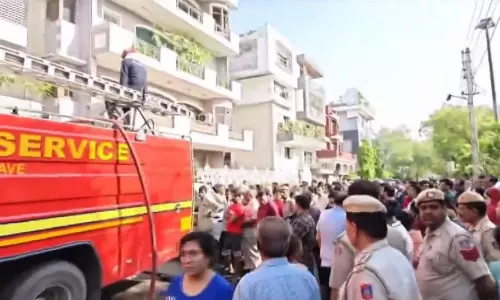 Man Charred to Death After Running Car Catches Fire in Thiruvananthapuram Man Charred to Death After Running Car Catches Fire in Thiruvananthapuram