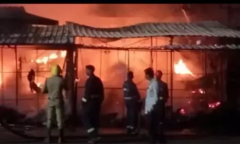 Kamareddy Fire Accident: 12 Shops Gutted at Old Bus Stand Kamareddy Fire Accident: 12 Shops Gutted at Old Bus Stand