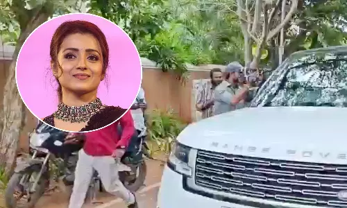 Trisha at Vijays House