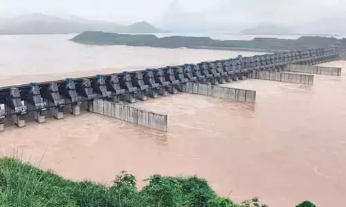 Two Missing After Falling Into Pit at Polavaram Project Gap-1