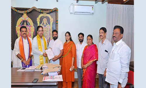 Kolkata Foundation Gives Rs 2.5 Cr To TTD’s SV Pranadanam Trust Kolkata Foundation Gives Rs 2.5 Cr To TTD’s SV Pranadanam Trust