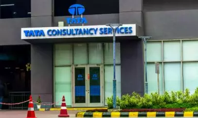 MIM Leader Pressured Corporator to Harbour TCS Case Accused Nida Khan: Sena minister MIM Leader Pressured Corporator to Harbour TCS Case Accused Nida Khan: Sena minister