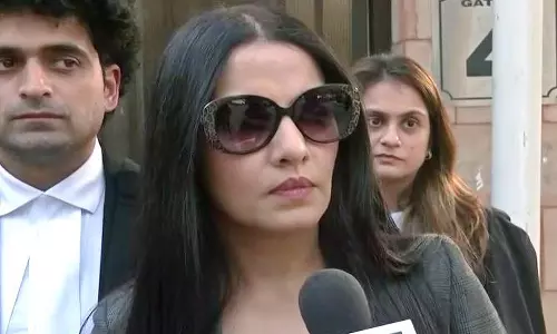 Mumbai Police Files FIR Against Celina Jaitlys Husband Over Alleged Physical Harm, Cruelty Mumbai Police Files FIR Against Celina Jaitlys Husband Over Alleged Physical Harm, Cruelty