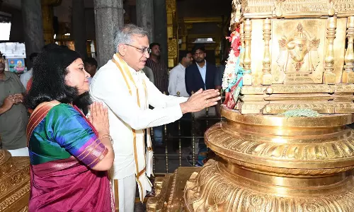 Gyanesh Kumar Offers Prayers at Tirumala and Tiruchanur Temples Gyanesh Kumar Offers Prayers at Tirumala and Tiruchanur Temples