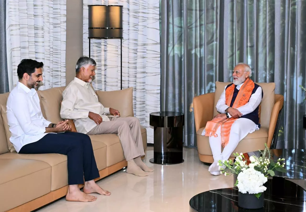 Modi Calls On Naidu, Pawan Kalyan Amid Civic Poll Buzz Modi Calls On Naidu, Pawan Kalyan Amid Civic Poll Buzz