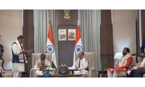 Himanta Biswa Sarma Meets Assam Governor, Stakes Claim To Form Government