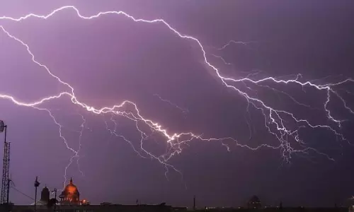 AP May Face Thunderstorms While Heatwave Over The State Continues AP May Face Thunderstorms While Heatwave Over The State Continues