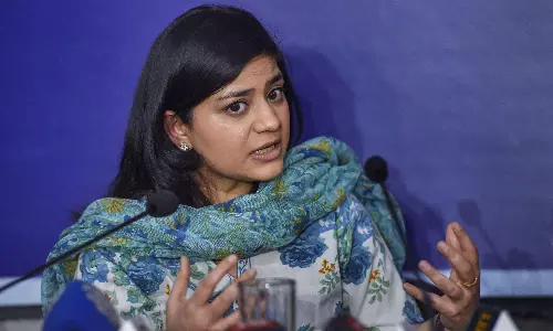 If Liquor Ban on Hindus Is Wrong, How Did Gujarat, Bihar Do It?: Iltija Mufti to Omar If Liquor Ban on Hindus Is Wrong, How Did Gujarat, Bihar Do It?: Iltija Mufti to Omar