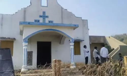 Aakar Patel | Atrocities Against Adivasi Christians, Social Boycott on the Rise in Odisha Aakar Patel | Atrocities Against Adivasi Christians, Social Boycott on the Rise in Odisha