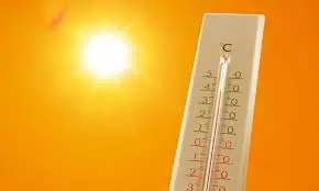 Orange Alert In Telangana: Heatwave Intensifies As Temperatures Hit 44°C; Nizamabad Records State High Orange Alert In Telangana: Heatwave Intensifies As Temperatures Hit 44°C; Nizamabad Records State High