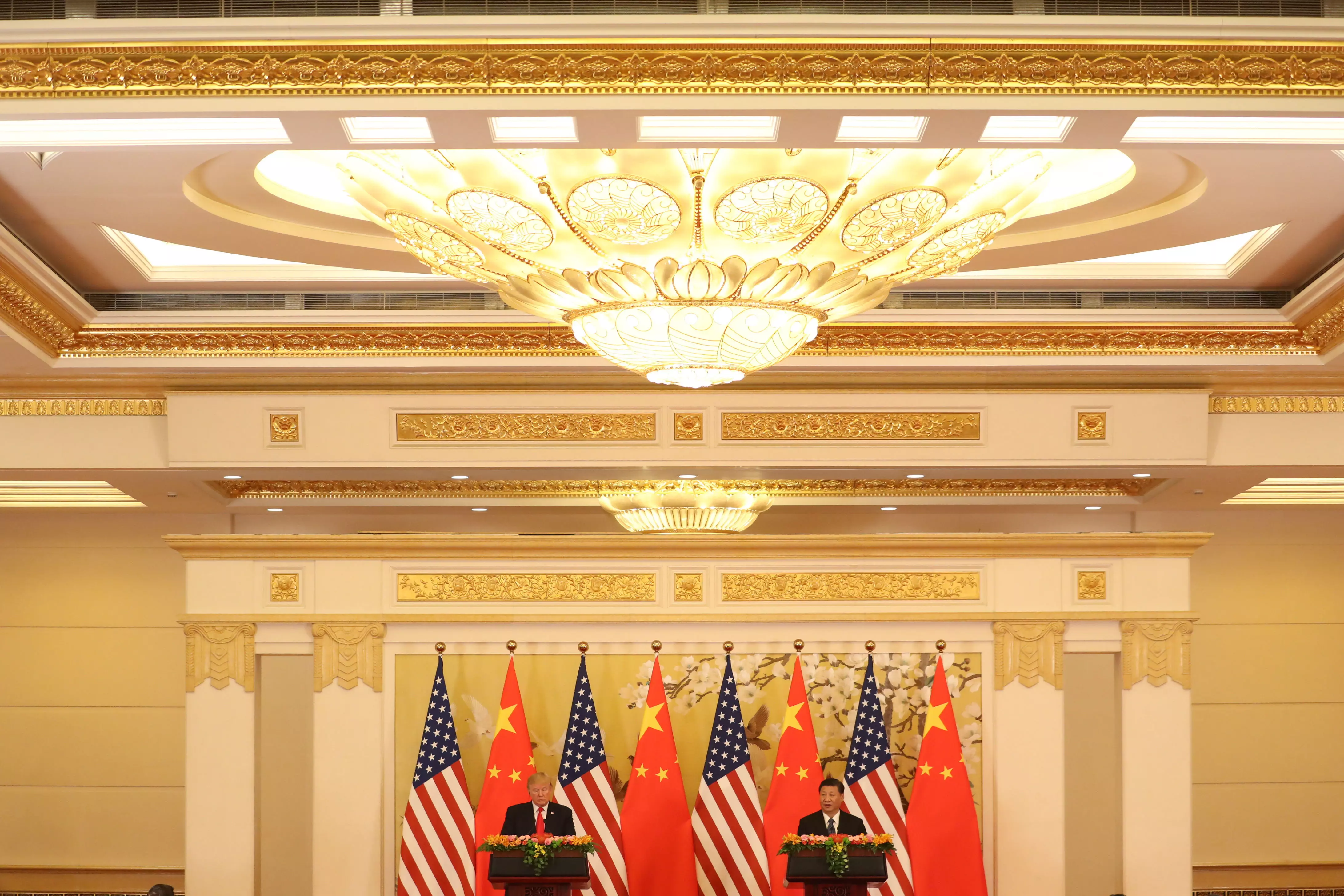 Trump Set to Meet With Xi in Beijing as War and Inflation Weigh on His Presidency