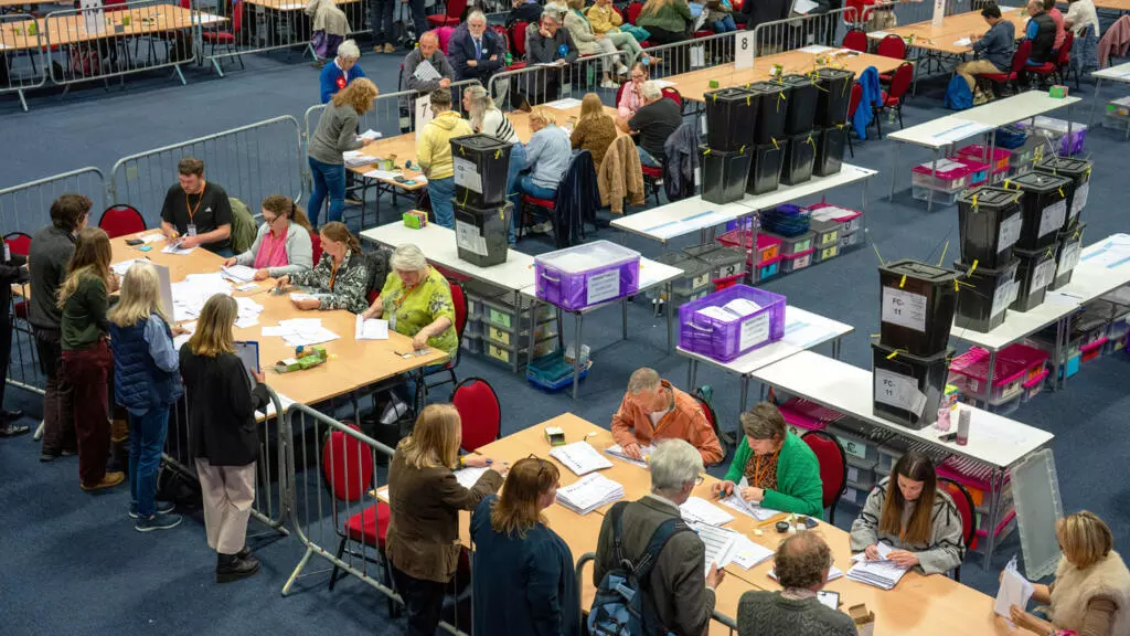 Numbers Behind Vote That Plunged UK PM Starmer Into Crisis