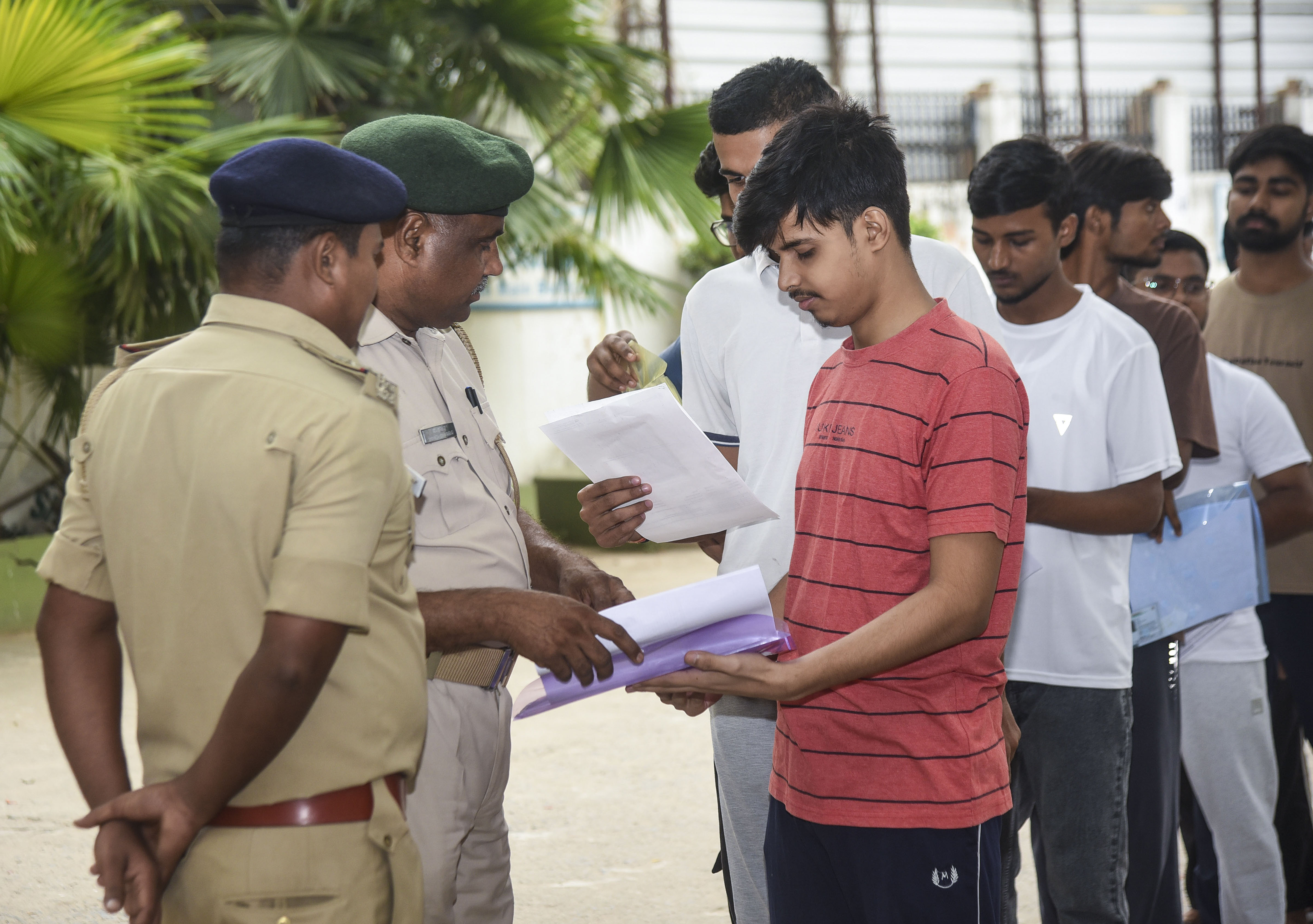 Medical Association Moves SC, Seeks Overhaul of NEET-UG Exam System