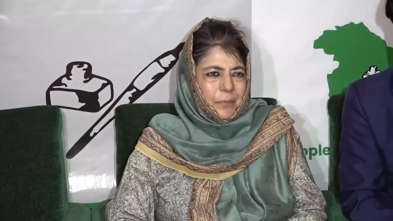 Mehbooba Mufti Welcomes RSS Leader’s Call for Renewed Dialogue With Pakistan