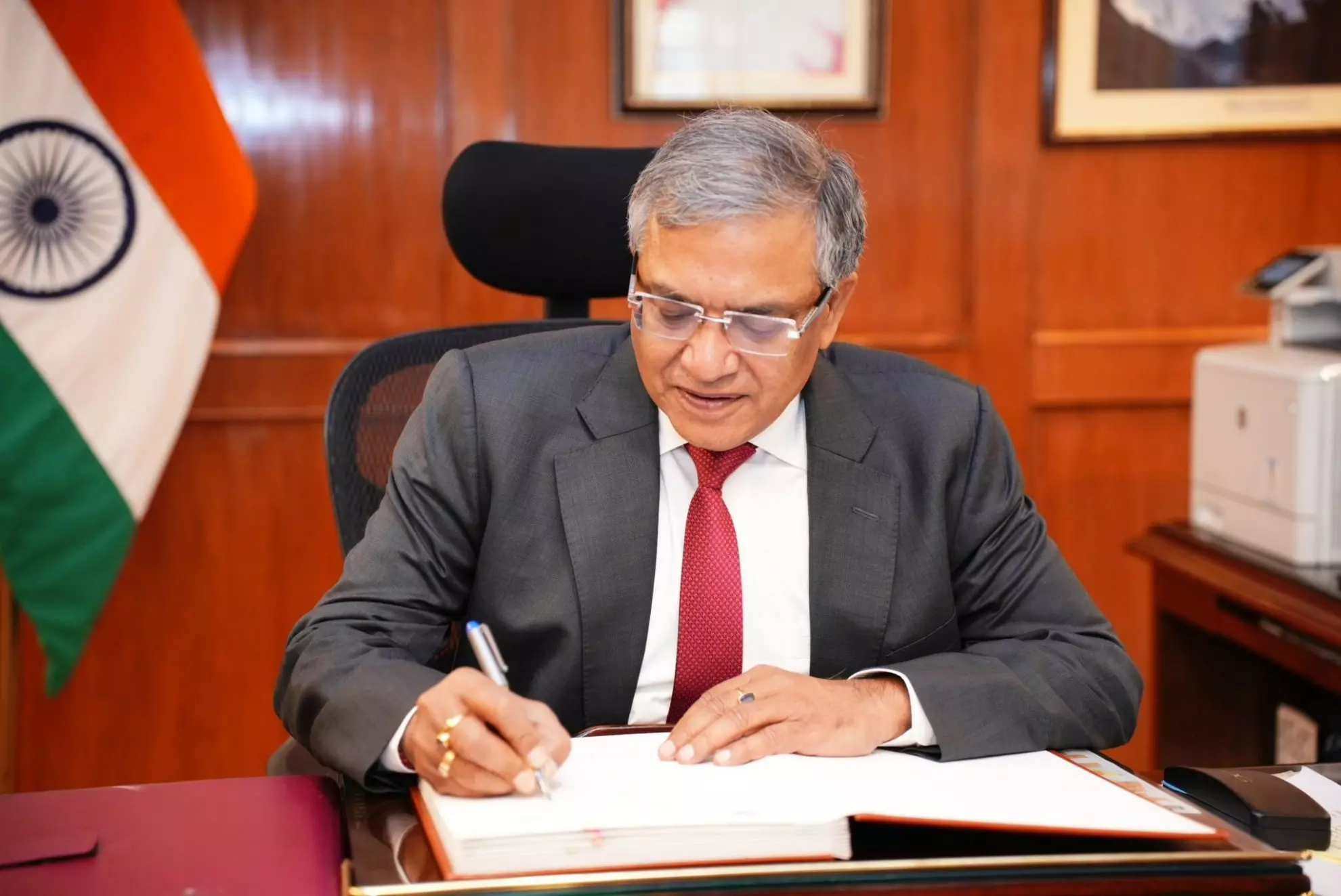 Opposition Calls for CEC’s Arrest, SIR Rollback