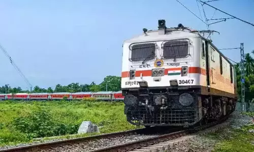 Railways To Run Special Trains To Clear Summer Rush Railways To Run Special Trains To Clear Summer Rush