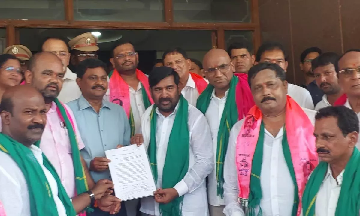 BRS Leader Jagadish Reddy Accuses Ministers Of Favouring Millers BRS Leader Jagadish Reddy Accuses Ministers Of Favouring Millers