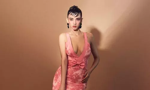 Saba Azad To Play a Struggling Gynaecologist Saba Azad To Play a Struggling Gynaecologist
