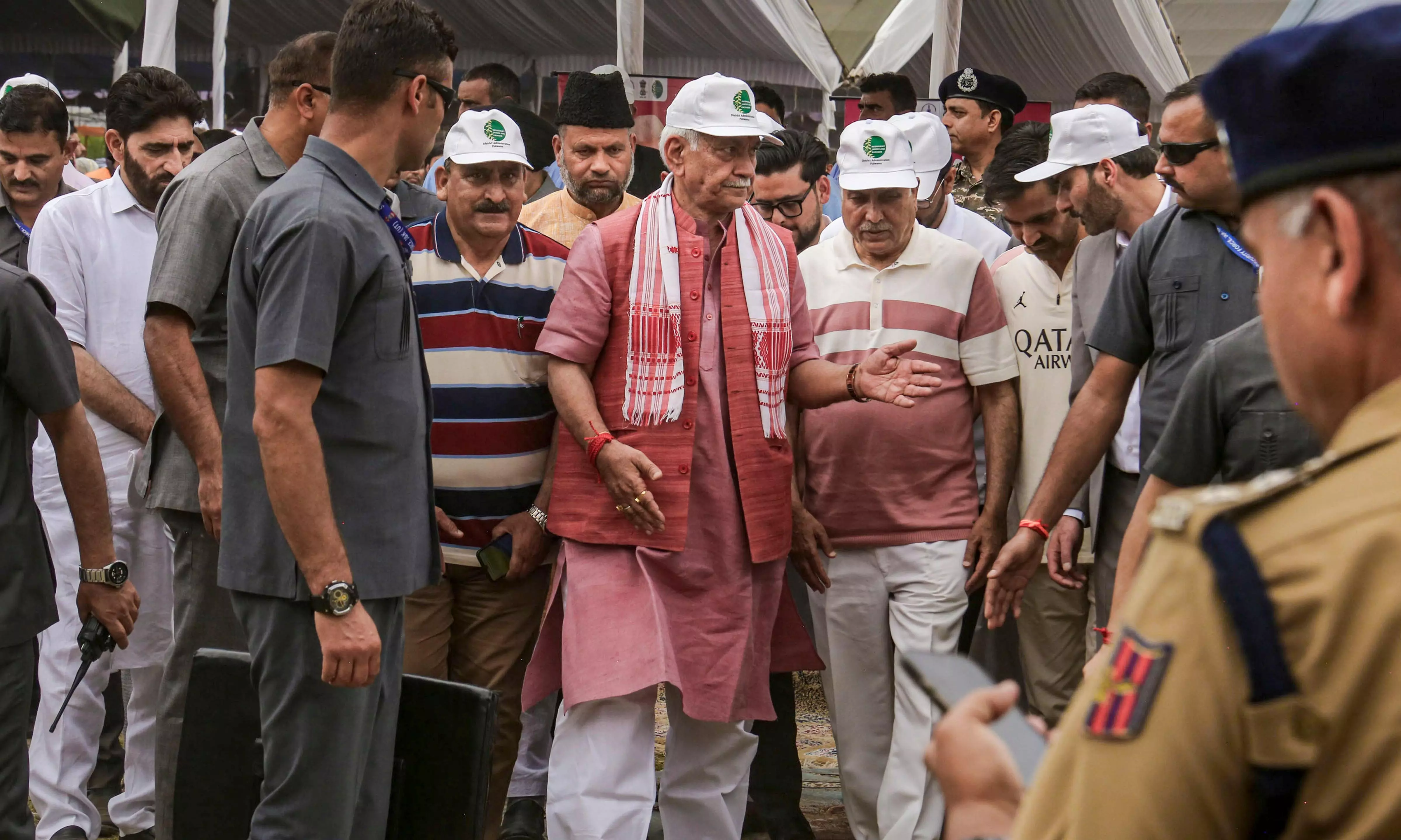 L-G Manoj Sinha Calls for Collective Action to Defeat ‘Narco‑Terrorism’ in J&K L-G Manoj Sinha Calls for Collective Action to Defeat ‘Narco‑Terrorism’ in J&K