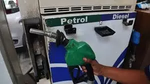 No Let-Up in Fuel Use Across Rayalaseema Districts Despite PM, CM Appeal No Let-Up in Fuel Use Across Rayalaseema Districts Despite PM, CM Appeal