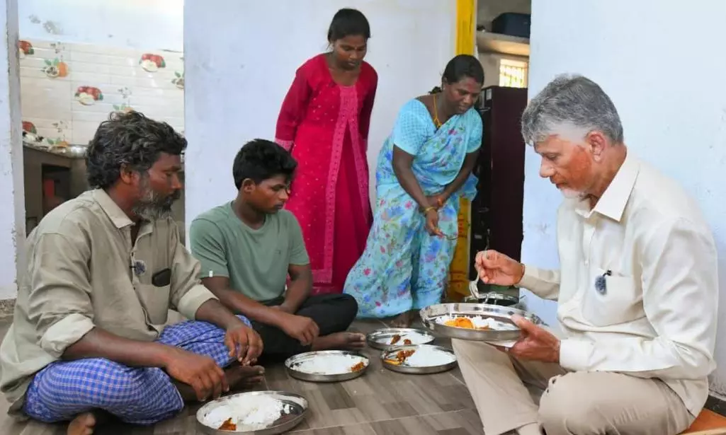 AP CM Visits Fishermans Home for Lunch AP CM Visits Fishermans Home for Lunch
