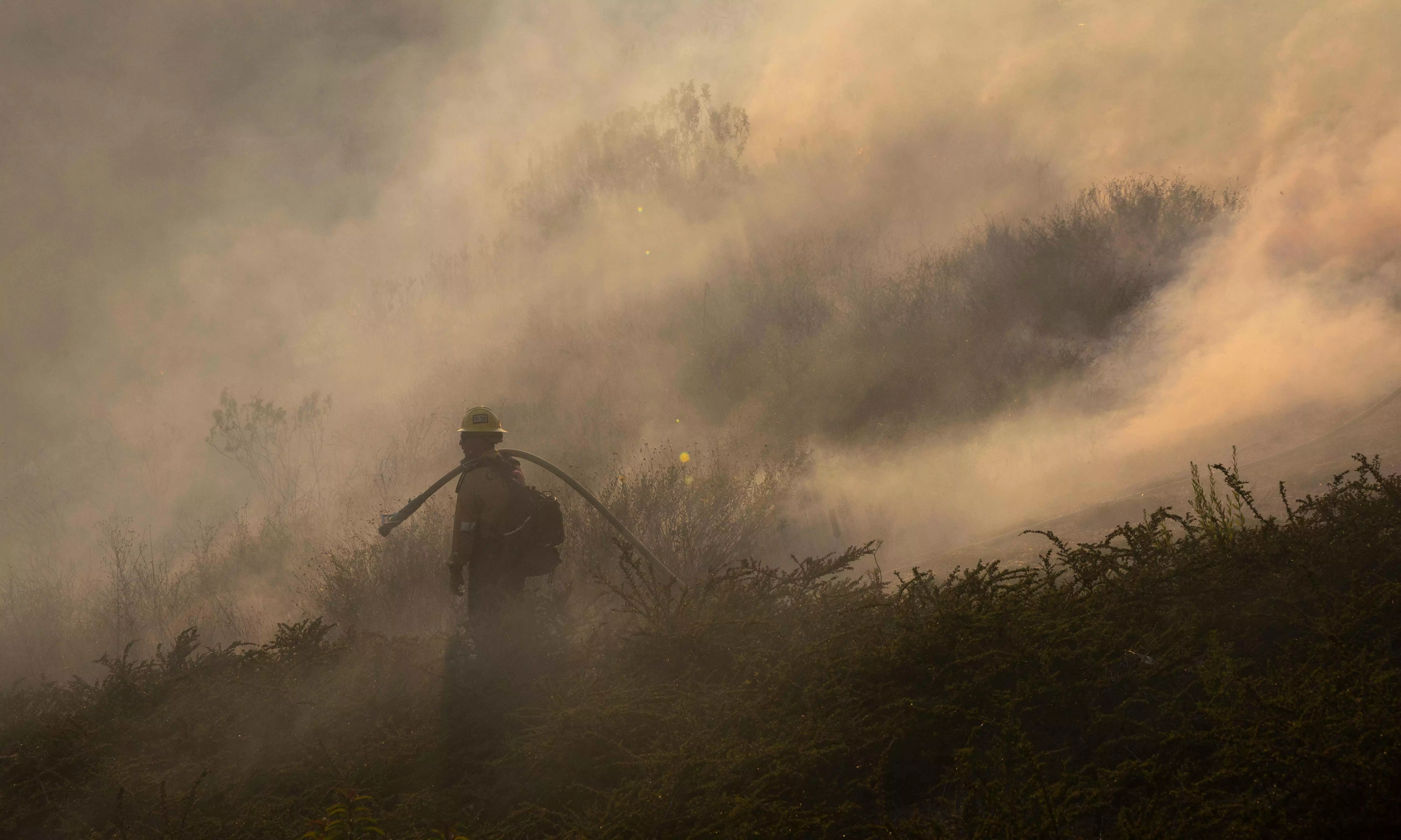 Southern California Wildfire Sparks Evacuations for Over 17,000 Residents Southern California Wildfire Sparks Evacuations for Over 17,000 Residents