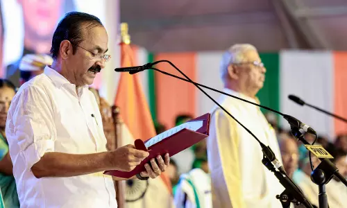 CPI(M), BJP Spar Over Vande Mataram at Kerala Cabinet Swearing-In