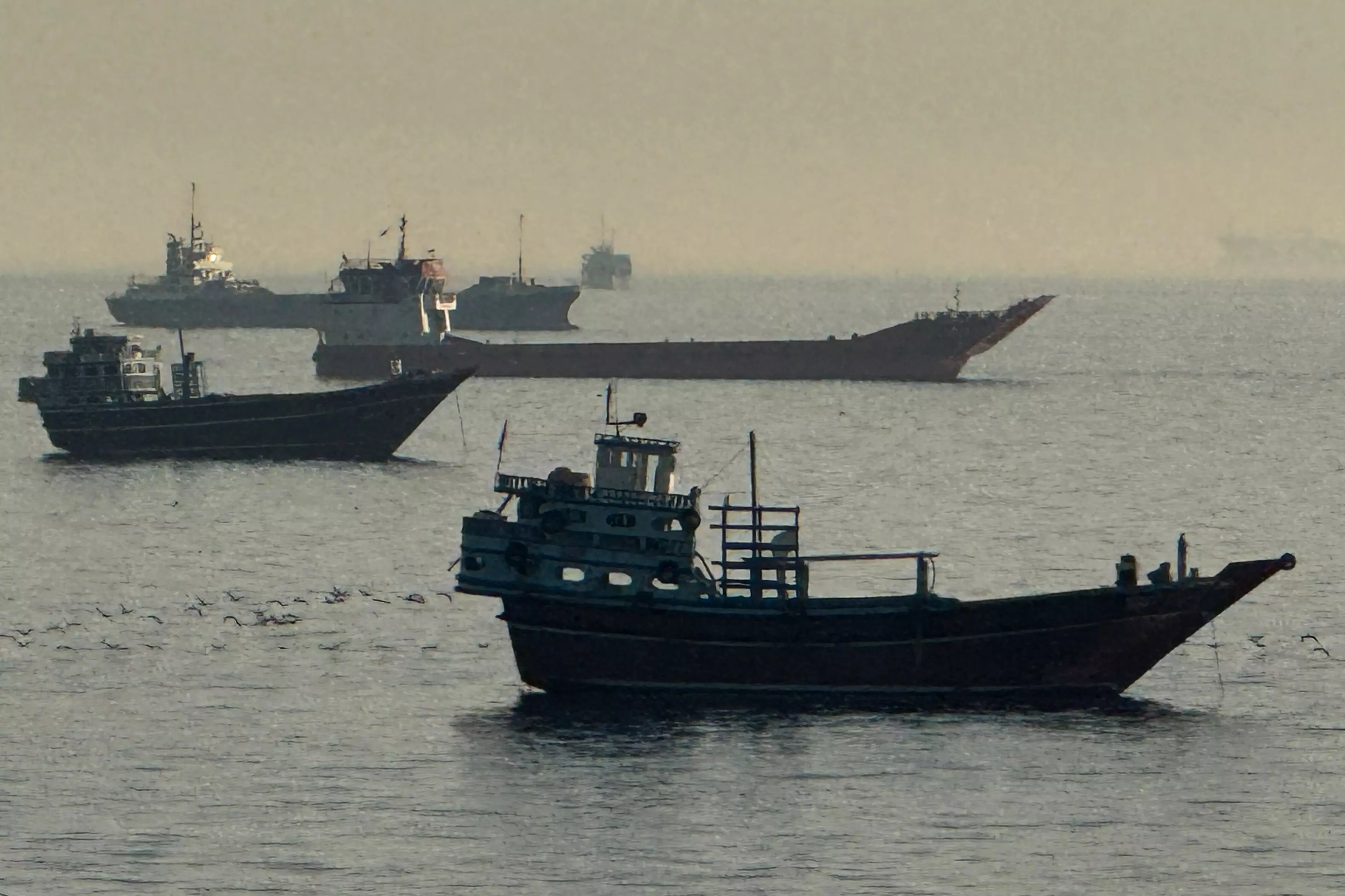 US Forces Board Iranian Oil Tanker Amid Blockade Breach Suspicion US Forces Board Iranian Oil Tanker Amid Blockade Breach Suspicion