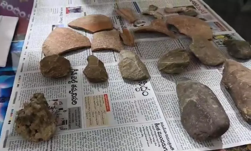 Ancient Pots, Stone Tools Found Near Kambham Ancient Pots, Stone Tools Found Near Kambham