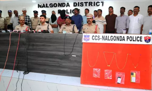 Inter-District Robbery Gang Arrested, Gold Jewellery Worth ₹22 Lakh Recovered Inter-District Robbery Gang Arrested, Gold Jewellery Worth ₹22 Lakh Recovered