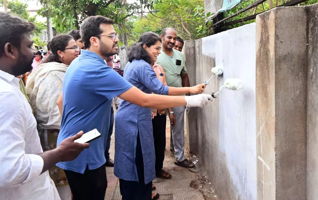 Operation Clean Sweep Launched Across Godavari Districts Operation Clean Sweep Launched Across Godavari Districts