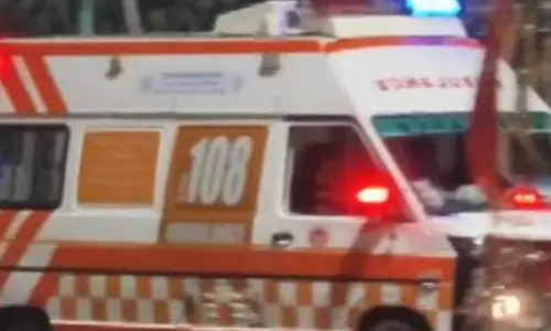 Telangana: Snail Crawl For Ambulances On KBR Park Stretch Telangana: Snail Crawl For Ambulances On KBR Park Stretch