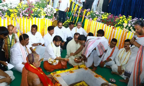 Revanth Launches Vedic School, Mandapam Works at Yadagirigutta Revanth Launches Vedic School, Mandapam Works at Yadagirigutta