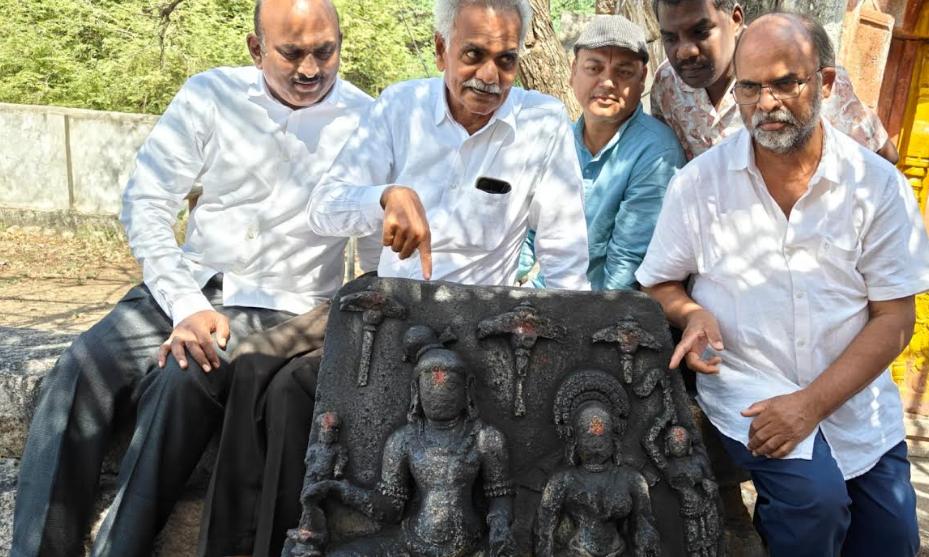 Historians Find Kakatiya Emperor Ganapatideva’s Sculpture