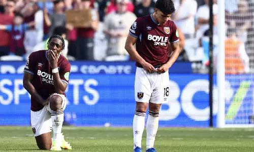 West Ham United Relegated From Premier League as Tottenham Hotspur Survive West Ham United Relegated From Premier League as Tottenham Hotspur Survive