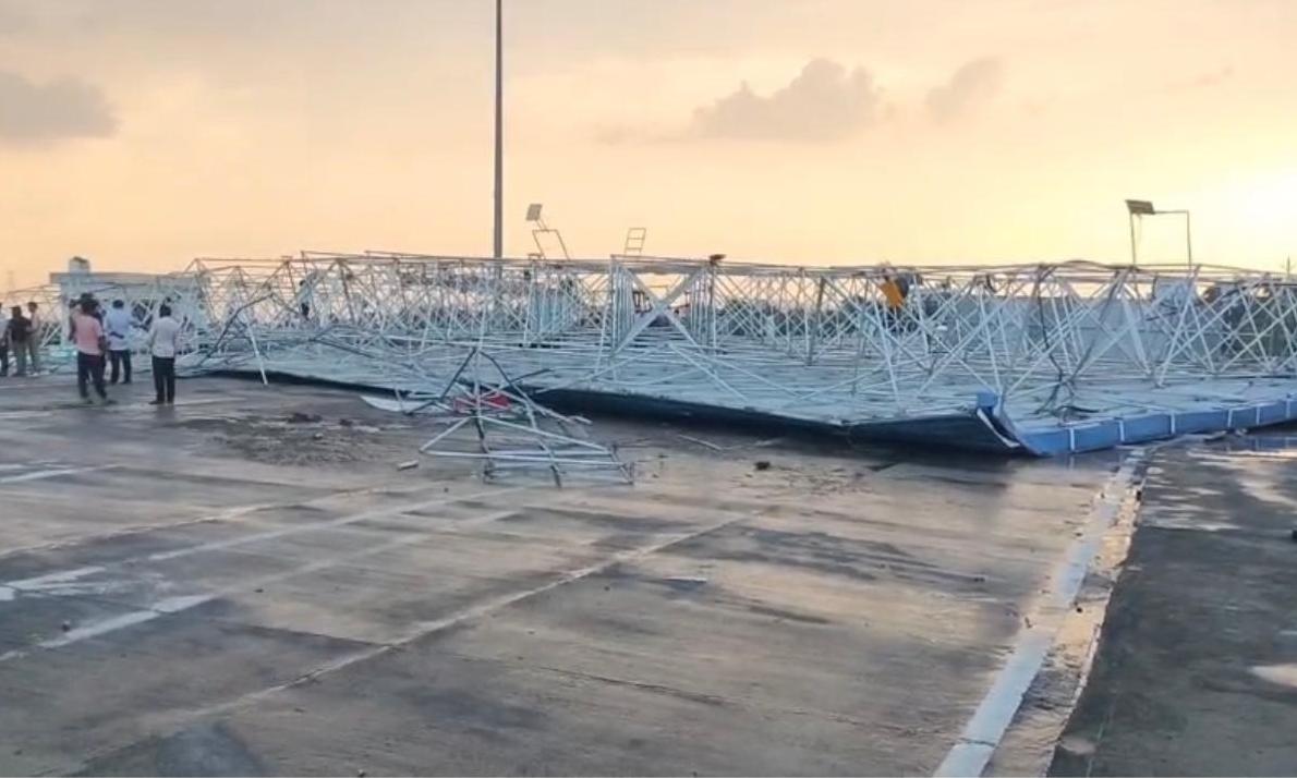 AP: Medapi Toll Plaza Roof Collapses Due To Heavy Rain, Gale