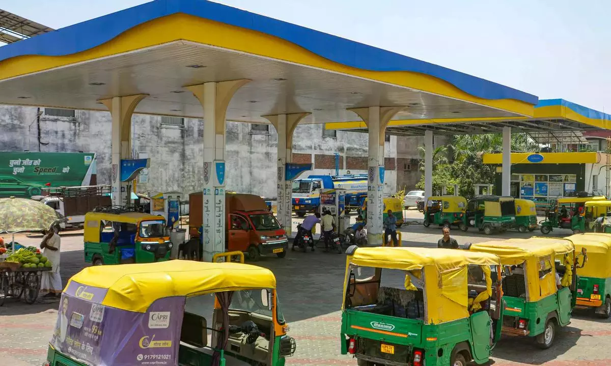 CNG Prices Rise by Rs 2 in Delhi, Fourth Hike in 15 Days CNG Prices Rise by Rs 2 in Delhi, Fourth Hike in 15 Days