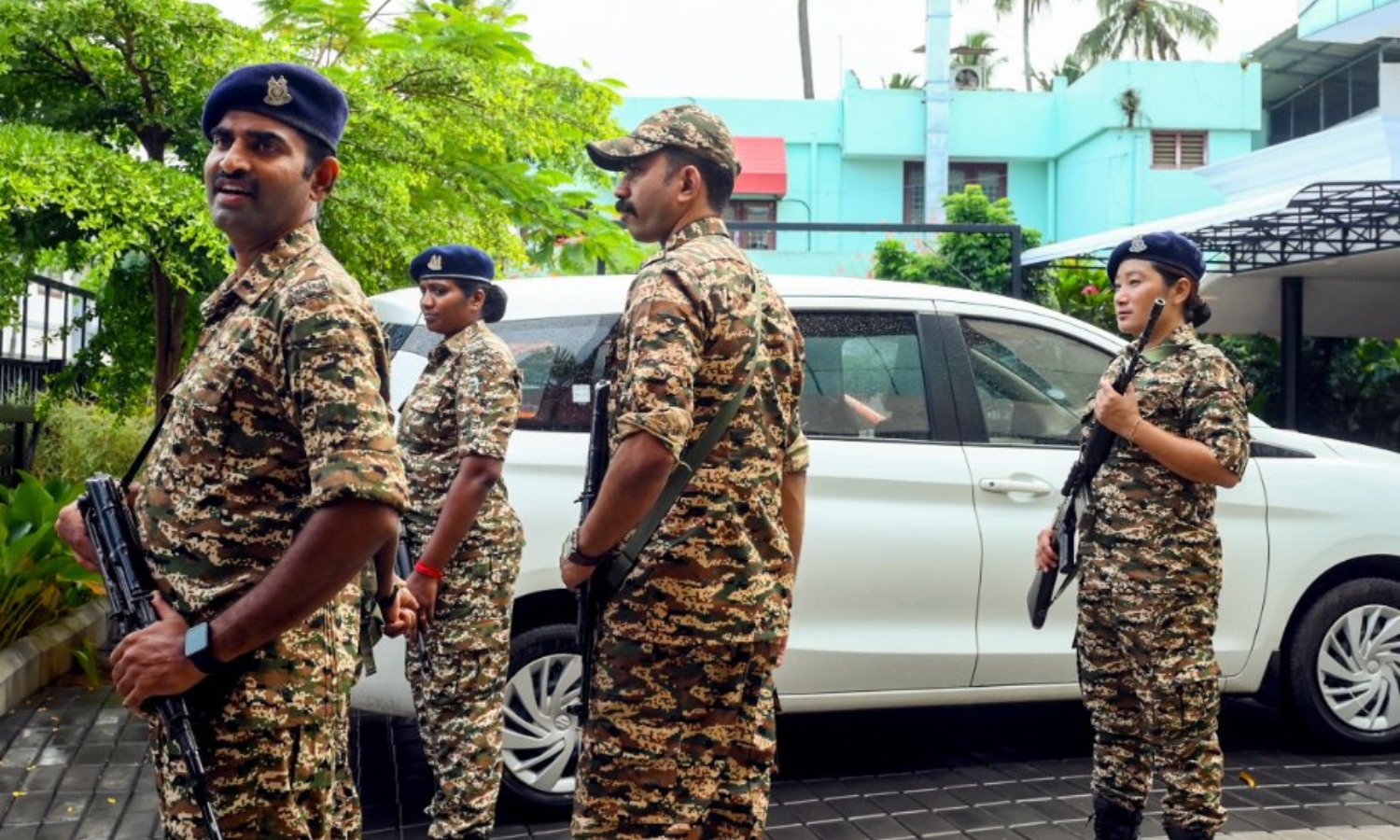 Ruckus Outside Pinarayi’s Home As ED Searches Premises