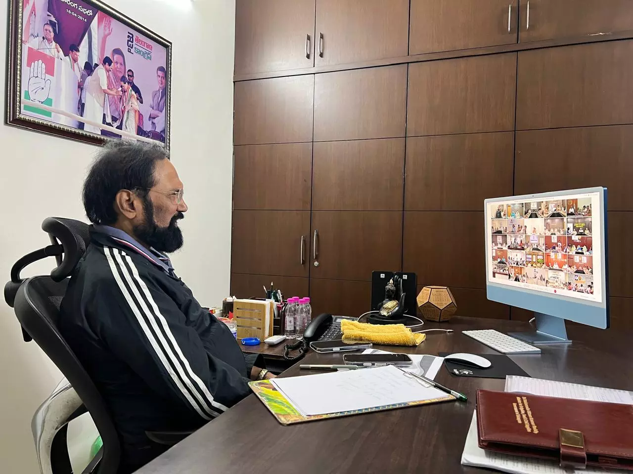 Uttam Assures Full Procurement of Rain-Drenched Paddy Uttam Assures Full Procurement of Rain-Drenched Paddy