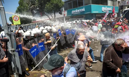 Police Fire Tear Gas to Break Up Turkey Opposition Protest