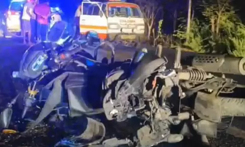 Two Eluru Men Killed in Khammam Road Accident