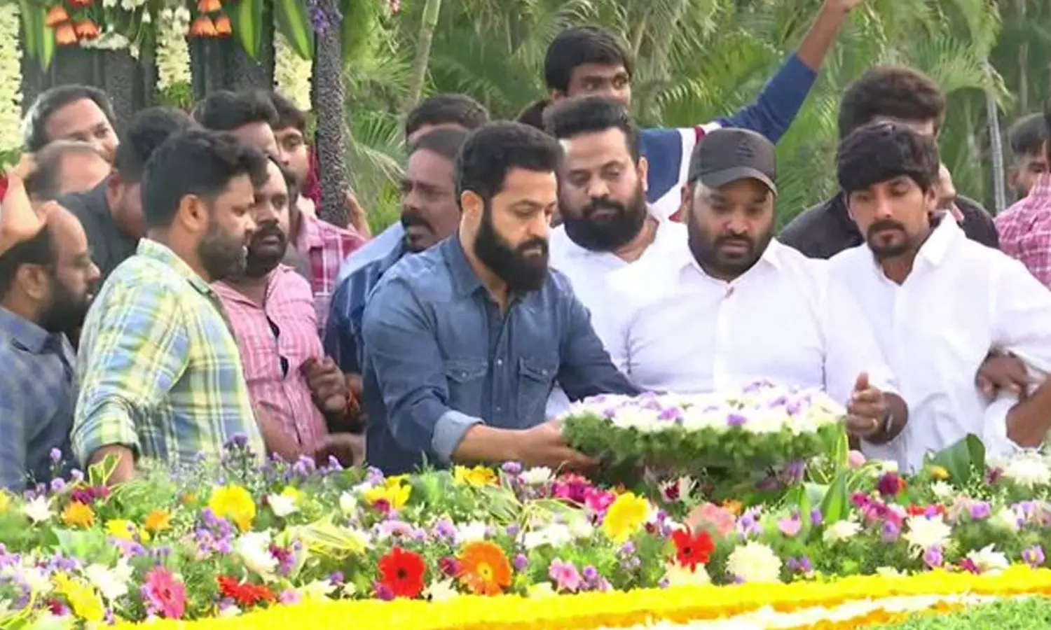Jr NTR Pays Tribute to Grandfather NTR on His 103rd Birth Anniversary Jr NTR Pays Tribute to Grandfather NTR on His 103rd Birth Anniversary