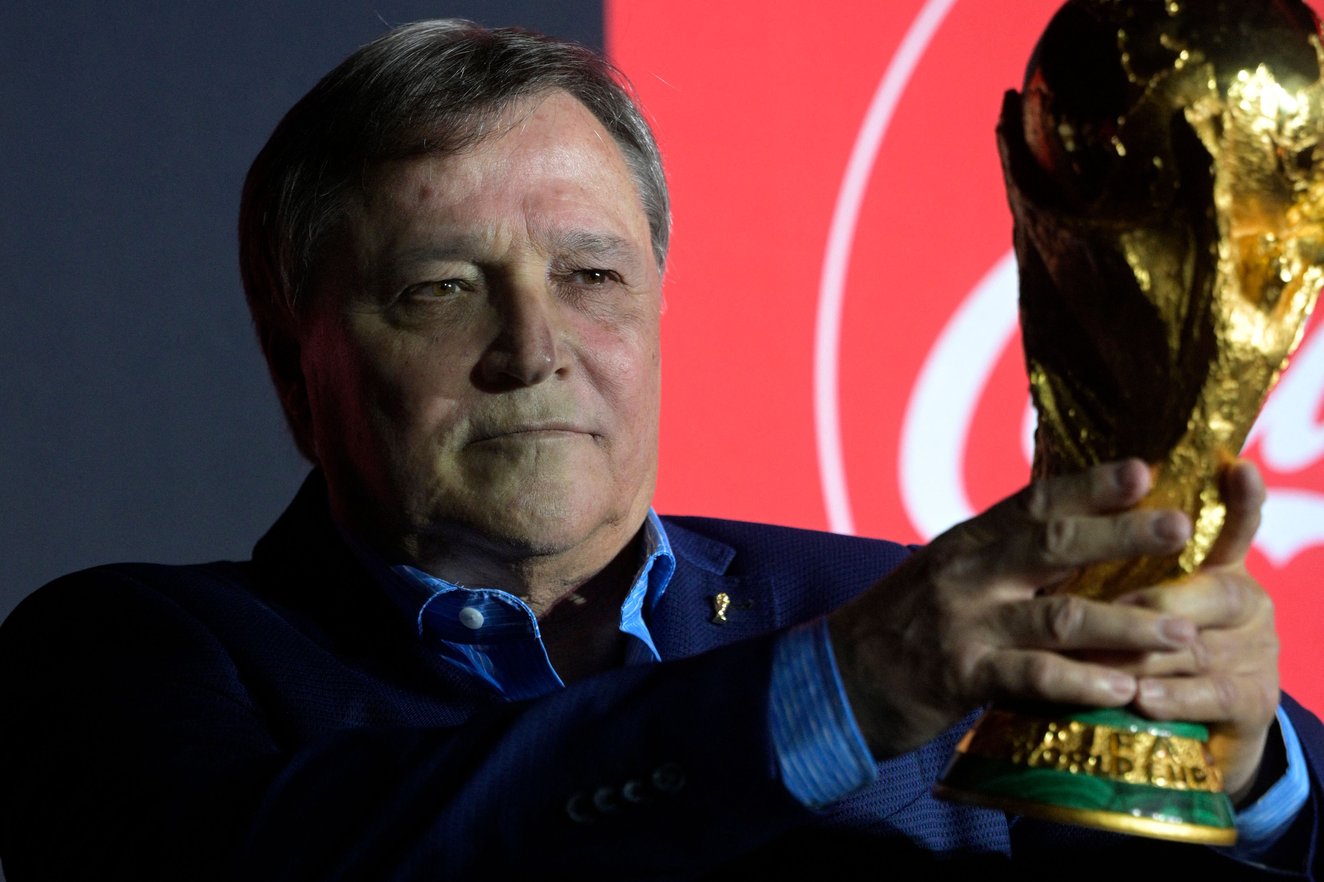 Loyalty Could Be Fatal To Argentina's World Cup Title Defence, Says Bertoni