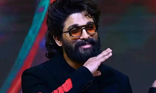 Allu Arjun Summoned by Nampally Court in Sandhya Theatre Stampede Case Allu Arjun Summoned by Nampally Court in Sandhya Theatre Stampede Case