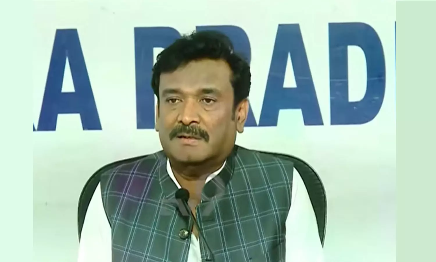DK Shivakumars Oath Taking In Line With Austerity Measures: GC Chandrashekar DK Shivakumars Oath Taking In Line With Austerity Measures: GC Chandrashekar