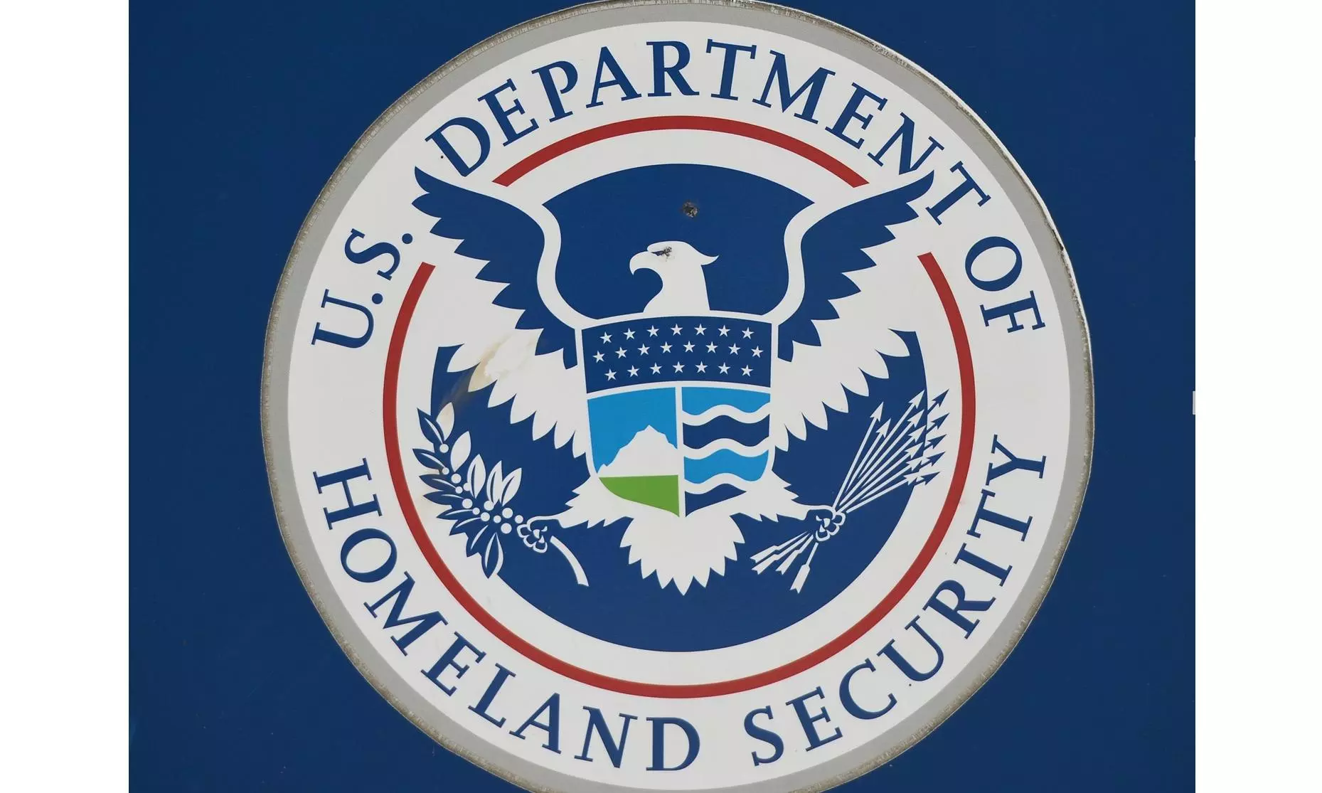 DHS Backs Off Its Demand for Green-Card Applicants To Leave US DHS Backs Off Its Demand for Green-Card Applicants To Leave US