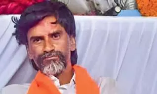 After Midnight Deal, Jarange Calls Off Indefinite Fast After Midnight Deal, Jarange Calls Off Indefinite Fast